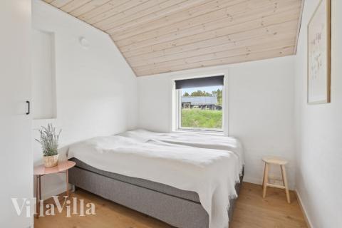 Sovrum i lyxstuga nr 557 i Vestjylland
