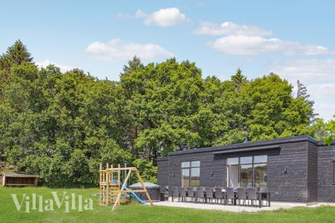 Den behagliga spastugan nr 581 med plats för 16 personer ligger i Østjylland