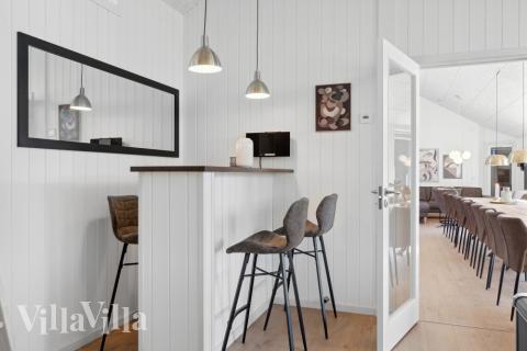 Sommarstuga 596 är utrustad med egen bar