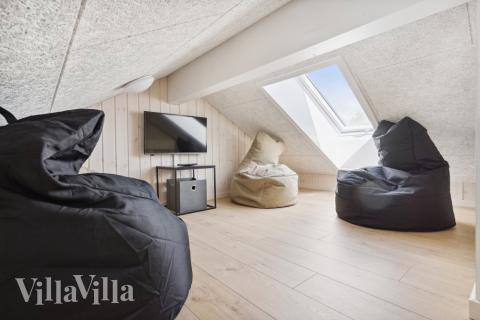 Några av de 20 sovplatserna finns på loftet i lyxstuga nr 598