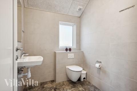 Ett av badrummen i lyxstuga nr 585