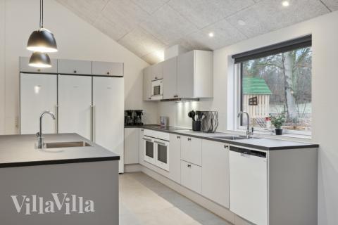 Köket i lyxstuga nr 751 är generöst inrett.