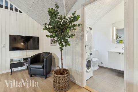 Lyxstuga 754 för 12 personer har ett stort aktivitetsrum med bl.a. biljard och dart