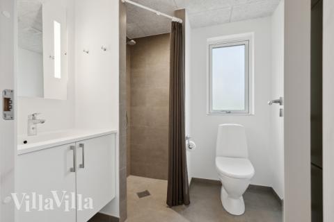 Ett av badrummen i lyxstuga nr 755