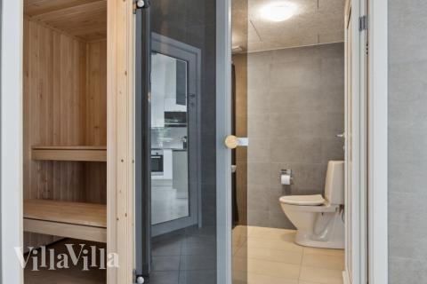 Njut av bastuvärmen i lyxstuga nr 756 för 16 personer