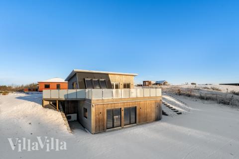 Den flotta lyxstugan nr 603 med gott om plats för upp till 12 personer