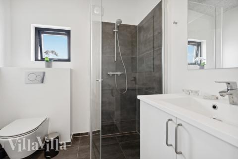 Ett av badrummen i lyxstuga nr 604