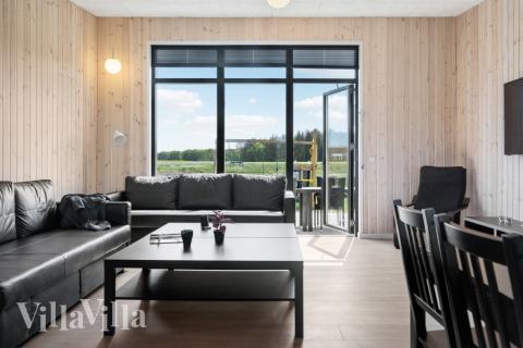 Soffhörnan i lyxstuga 604 i Østjylland.