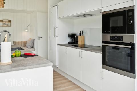 Köket i lyxstuga nr 620 är generöst inrett.