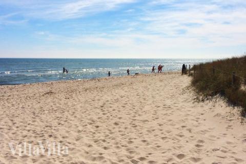 Den vackra stranden i närheten av lyxhus 625 vid Lolland/Falster/Møn.