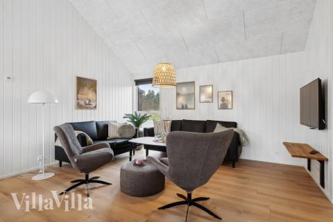 Soffhörnan i lyxstuga 627 i Vestjylland.