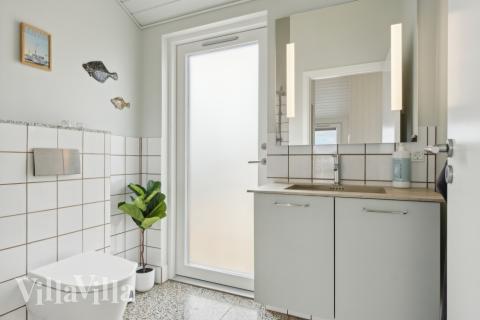 Ett av badrummen i lyxstuga nr 636