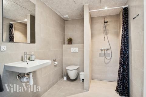 Ett av badrummen i lyxstuga nr 640