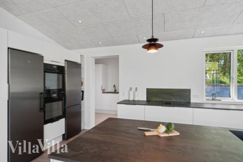 Köket i lyxstuga nr 641 är utrustat så att ni kan laga mat till 20 personer.