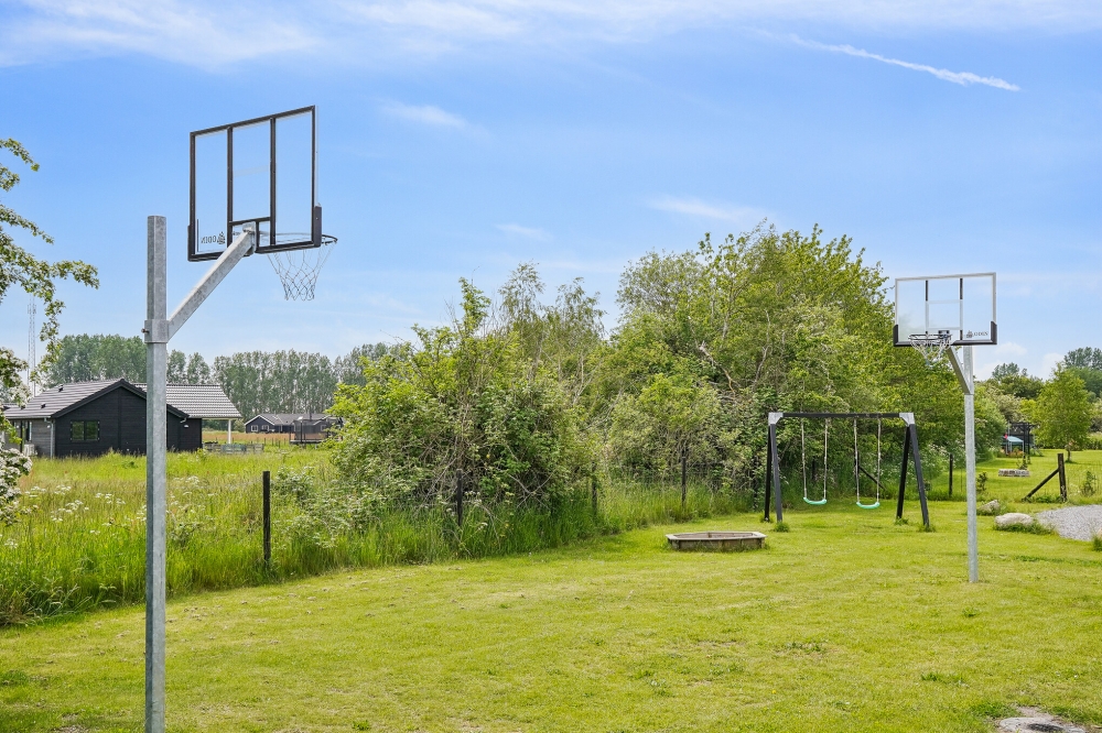 Stort utbud av utomhusaktiviteter vid lyxhus nr 642 i  Lolland/Falster/Møn.
