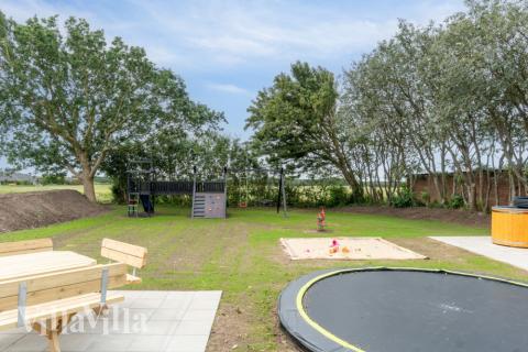 Stort utbud av utomhusaktiviteter vid lyxhus nr 645 i  Limfjorden.