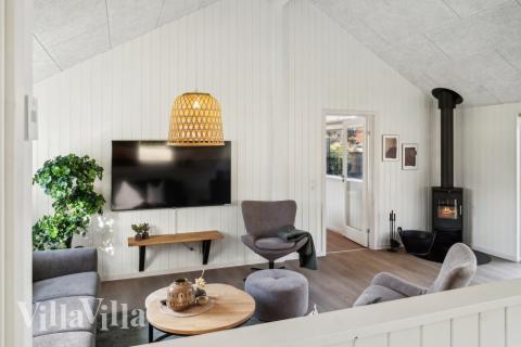 Soffhörnan i lyxstuga 646 i Nordsjälland.