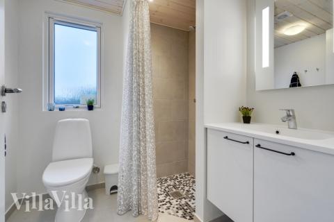 Ett av badrummen i lyxstuga nr 808