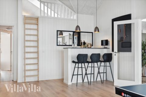 Sommarstuga 814 är utrustad med egen bar