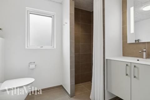 Ett av badrummen i lyxstuga nr 822