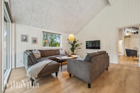 Soffhörnan i lyxstuga 826 i Østjylland.