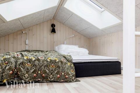 Några av de 10 sovplatserna finns på loftet i lyxstuga nr 650