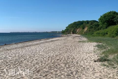 Den vackra stranden i närheten av lyxhus 657 vid Sydjylland.
