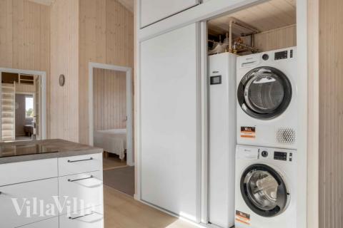 I lyxstugans kök finns allt ni behöver för att laga mat till 14 personer. 