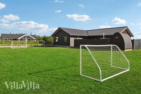 Stort utbud av utomhusaktiviteter vid lyxhus nr 661 i  Lolland/Falster/Møn.