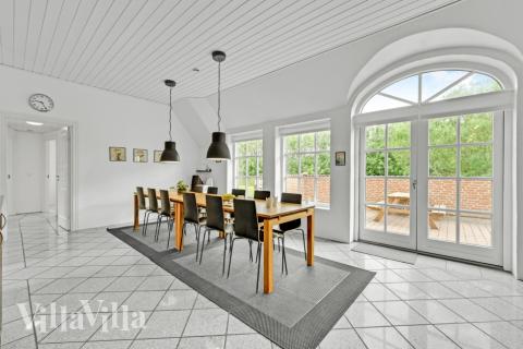 Lyxstuga nr 677 har ett fantastiskt vardagsrum.