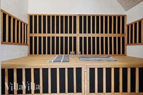 Njut av bastuvärmen i lyxstuga nr 678 för 16 personer