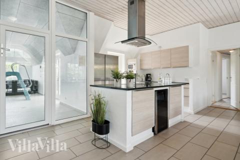 Köket i lyxstuga nr 678 är generöst inrett.