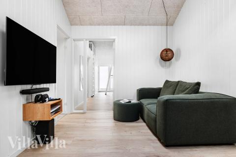 Aktivitetsrum i lyxstuga nr 682 med 6 sovrum och plats för 18 personer.