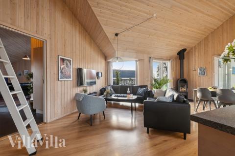 Soffhörnan i lyxstuga 221 i Fyn och öar.