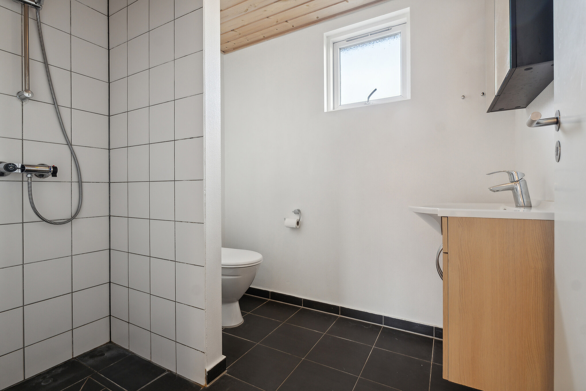 Ett av badrummen i lyxstuga nr 221
