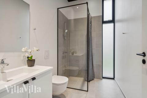 Ett av badrummen i lyxstuga nr 684