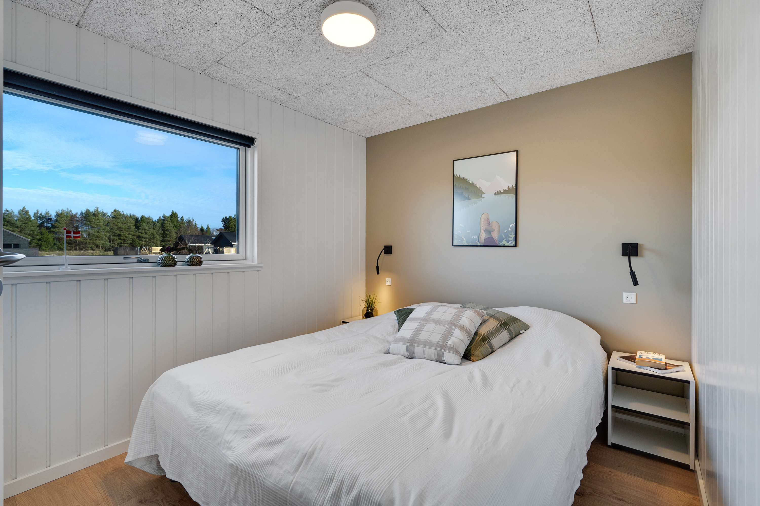 Ett av de 10 utmärkta sovrummen i lyxstuga nr 686 i Limfjorden.