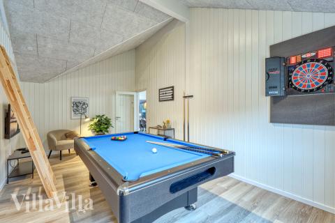 Aktivitetsrum i lyxstuga nr 770 med 5 sovrum och plats för 14 personer.