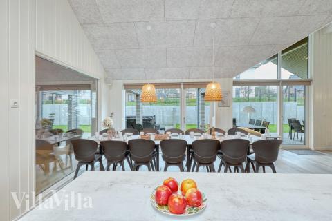 Köket i lyxstuga nr 770 är generöst inrett.