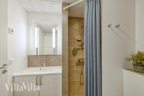 Ett av badrummen i lyxstuga nr 761