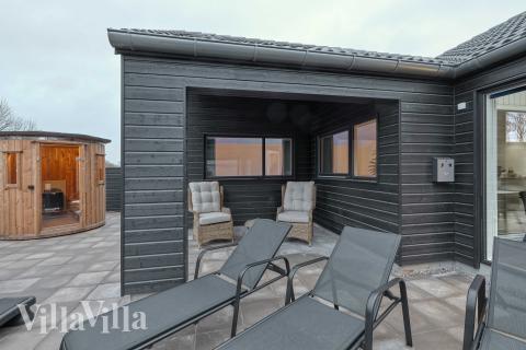 Njut av en grillkväll på terrassen i lyxstuga nr 764 i Tyskland