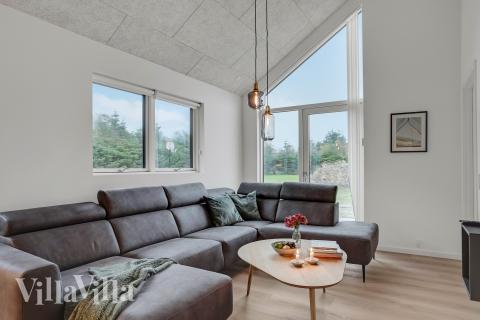 Vardagsrummet i lyxstuga nr 692.