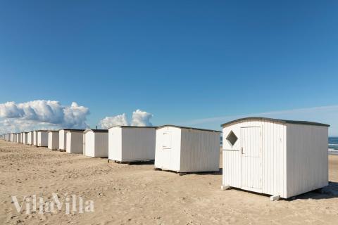Stranden i närheten av lyxhus 692.