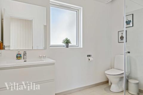 Ett av badrummen i lyxstuga nr 691