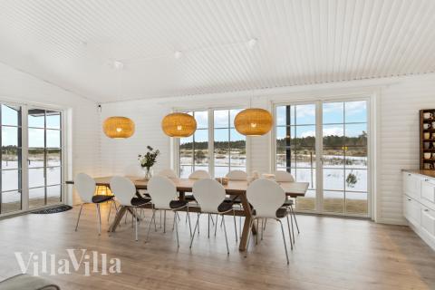 Lyxstuga nr 693 har ett fantastiskt vardagsrum.