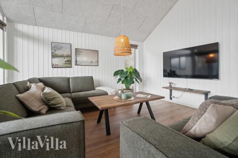 Soffhörnan i lyxstuga 621 i Bornholm.