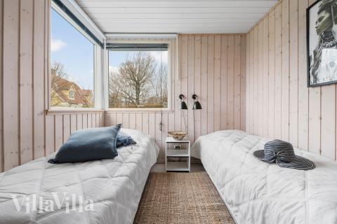 Det finns 16 sovplatser i lyxstuga nr 339