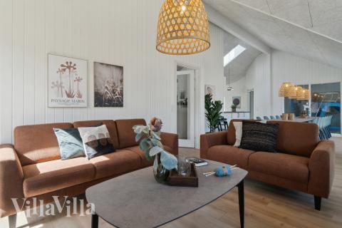 Soffhörnan i lyxstuga 803 i Østjylland.