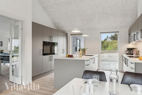 Köket i lyxstuga nr 659 är utrustat så att ni kan laga mat till 20 personer.