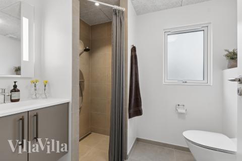 Ett av badrummen i lyxstuga nr 659